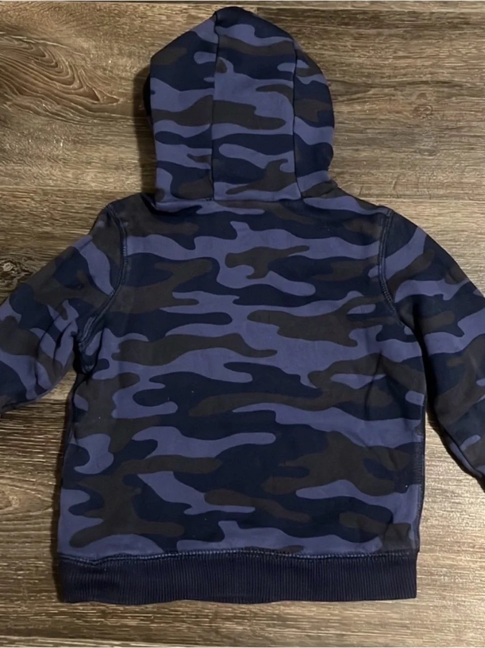 Boys 2 pc sweatshirt bundle size 3T